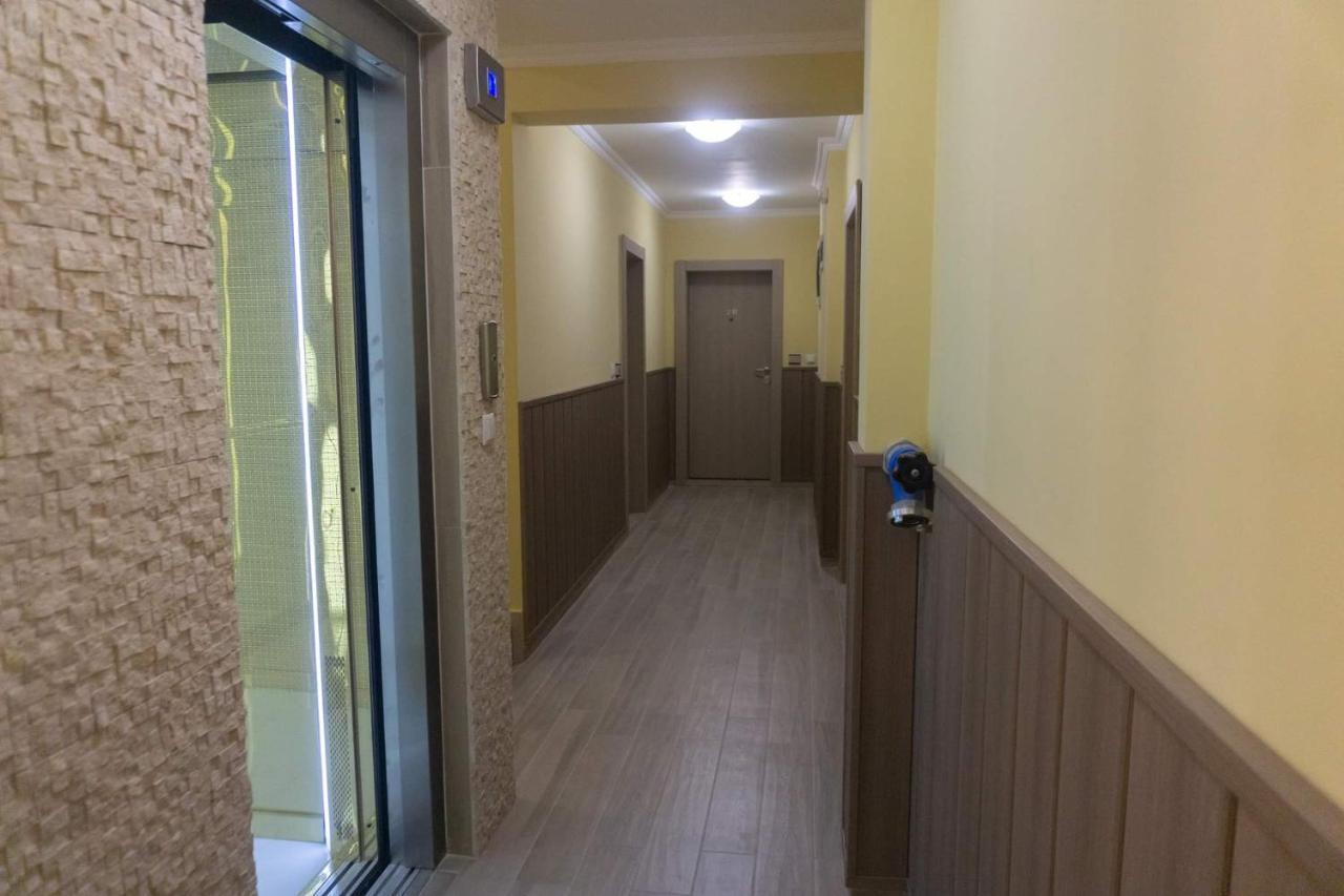 Rent Apartments Martin Beach ポモリエ エクステリア 写真